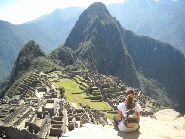 Travel-alone-solo-travel-