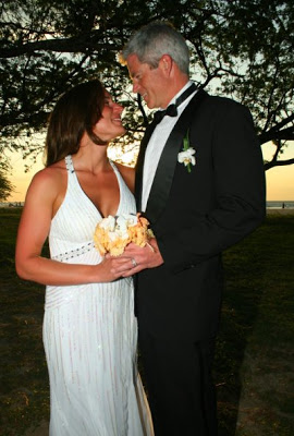 Read more about the article Surf Wedding on the Beach in Tamarindo