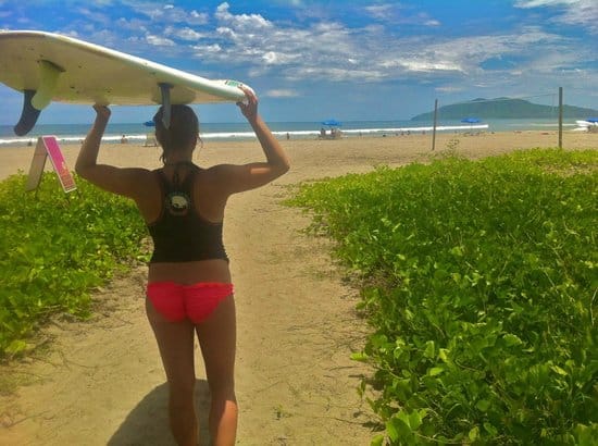 Read more about the article 6 Eco-Friendly Surf Products You Can Feel Good About Using