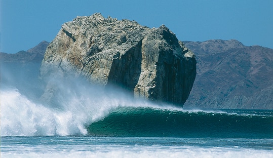 Costa Rica Witchs Rock Surf Spot