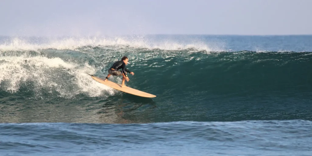 surf coach Andrey Suazo testing tj pro cruising fast firewire demo center Tamarindo