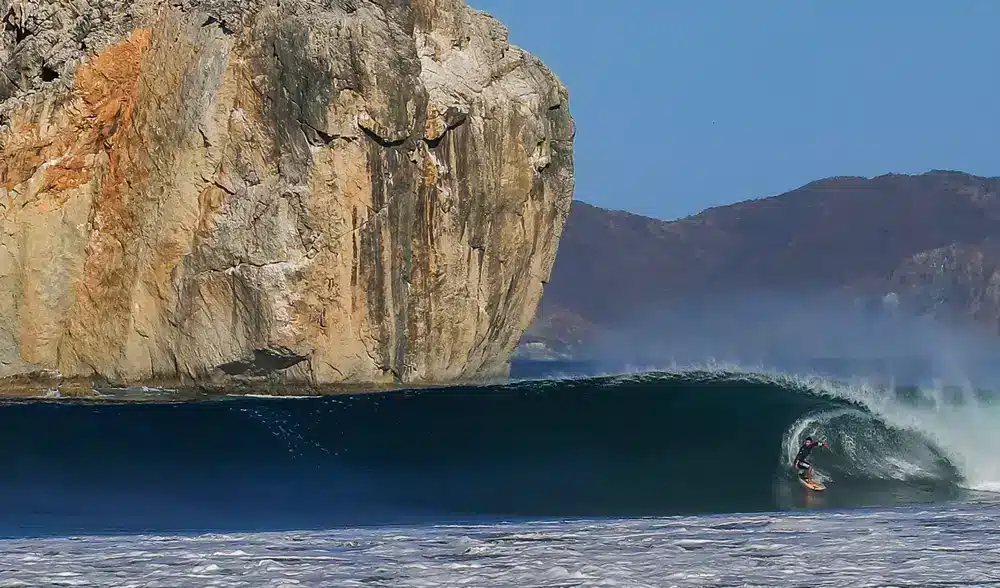 guide surfing witchs rock costa rica best time