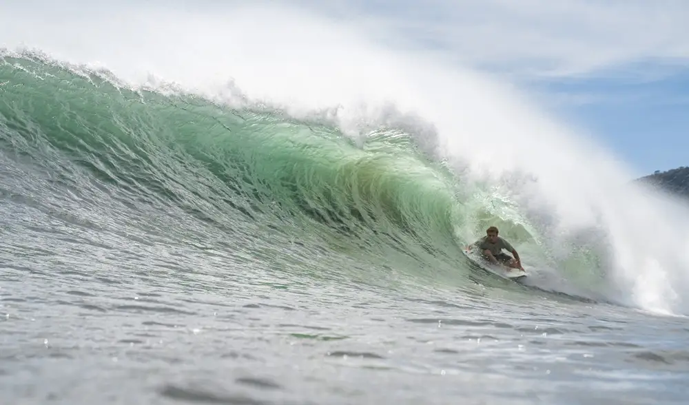 witchs rock november barrel surf session