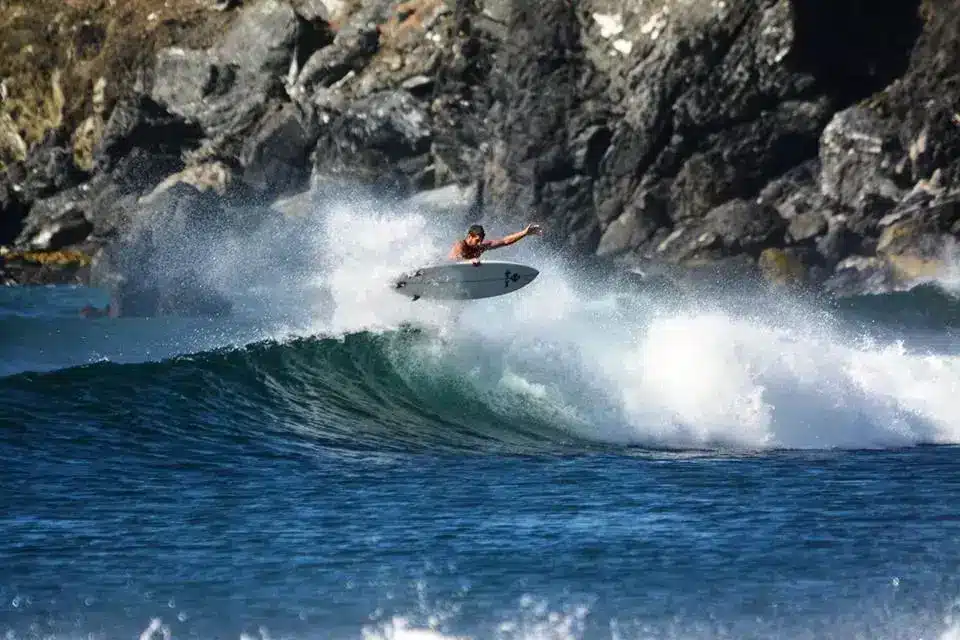 Ollie’s Point guided surf tour