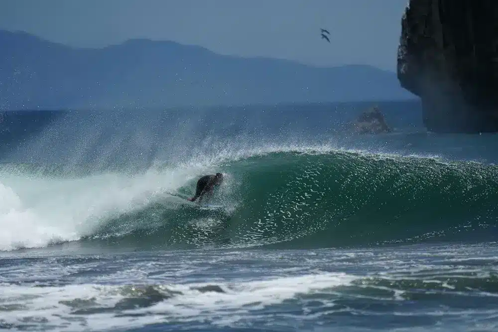 Read more about the article Advanced Surf Tours Costa Rica: Complete Guide